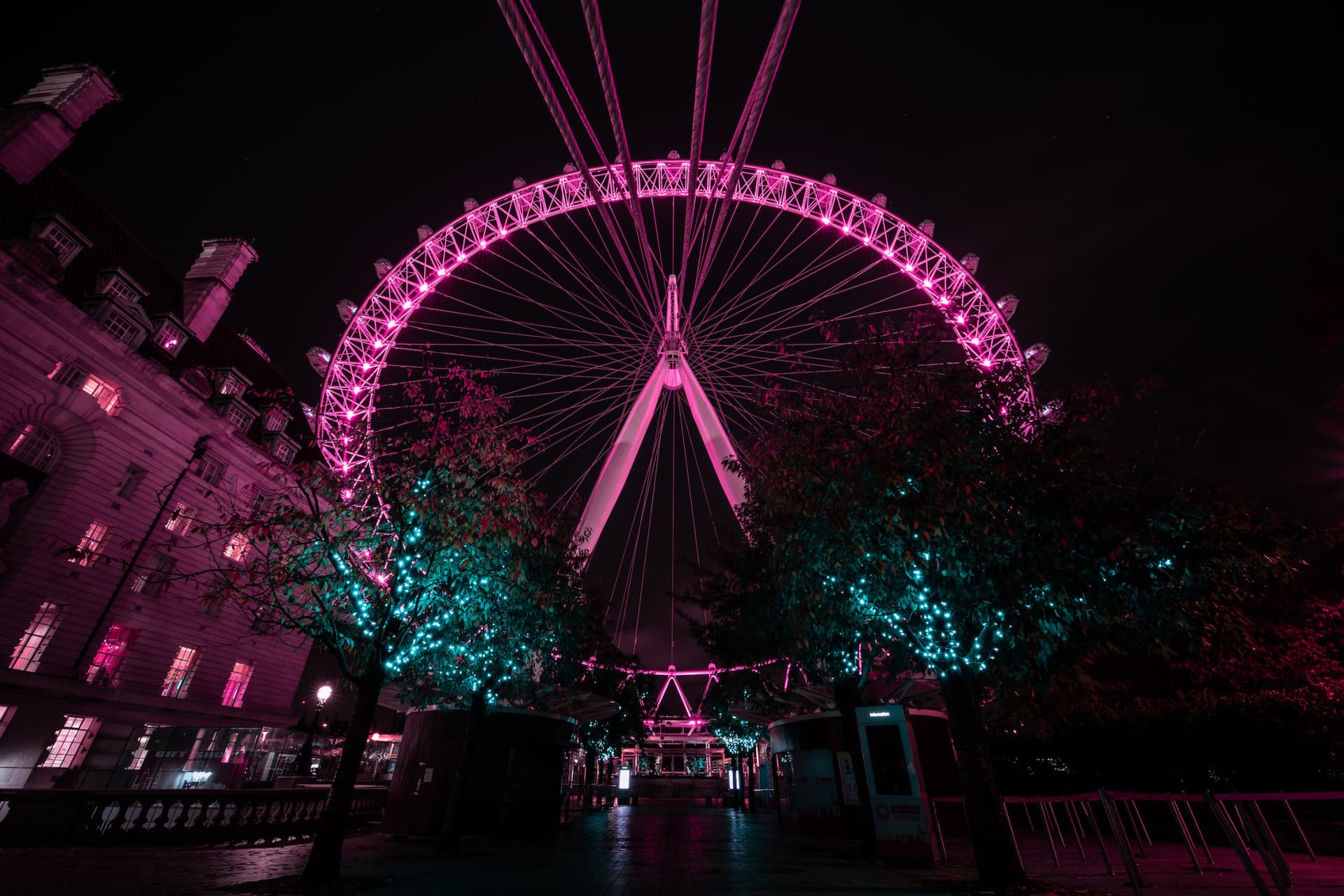COMBO: London Eye + SEA LIFE London Aquarium Ticket - image 8